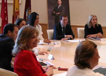Almeida suspenderá las multas de Madrid Central y los semáforos de la A-5