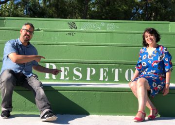 Salir del barrio y seguir en él