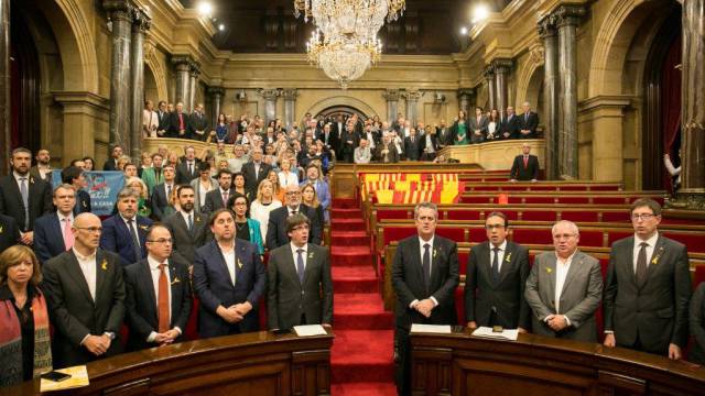 El pleno del Parlament, sin los grupos del PPC, PSC y C' s, tras aprobar la declaración de independencia en octubre de 2017.rn