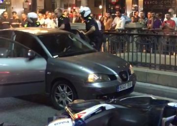 Una condutora detenida tras intentar huir de la policía en plena Rambla
