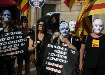La paràlisi econòmica del Govern posa contra les cordes l’atenció a la gent gran