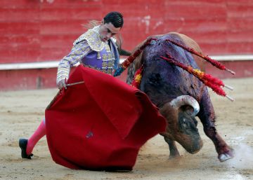 Ureña y los toros de Algarra ponen un final feliz de Feria