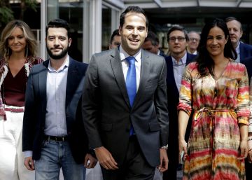 Aguado pide cerrar Avalmadrid