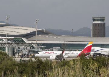 El personal de tierra de Iberia en El Prat mantiene la huelga al no alcanzar un acuerdo