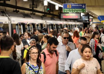 Las quejas por aglomeración en Metro de Madrid duplican en ocho meses las de todo 2018