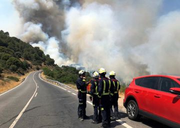 El retraso en las primeras órdenes agravó el mayor incendio forestal del siglo en Madrid