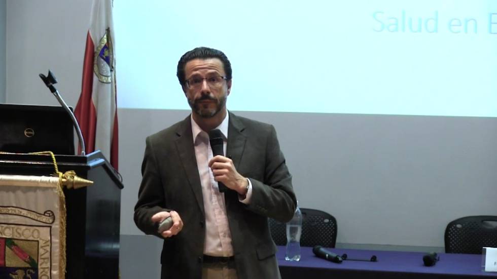 Lasquetty durante un seminario en la Universidad Francisco Marroquín