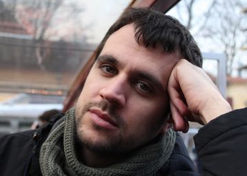 Mai no acorralis un nihilista polític