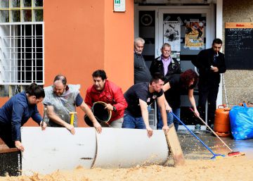 La lluvia se ceba con Arganda del Rey de nuevo: “Me quedé atrapada. El agua me llegaba a la cintura”