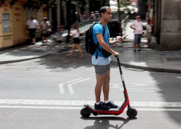 Valencia multa a partir del lunes las infracciones de los patinetes eléctricos