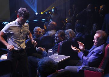 Trepidant Mago Pop en la seva estrena al seu Teatre Victoria