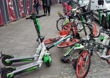 Colau sol·licitarà a Trànsit que els patinets tinguin matrícula i assegurança