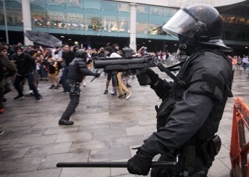 Homem perde um olho em confronto no aeroporto de Barcelona
