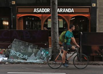 La facturació del comerç i la restauració del centre de Barcelona cau entre un 30% i un 50%