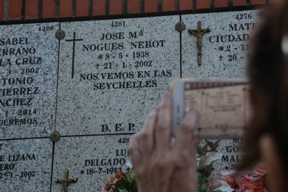 epitafios curiosos