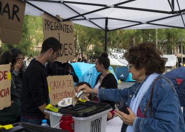 Els joves acampats sumen unes 200 tendes i s’anomenen Generació 14-O