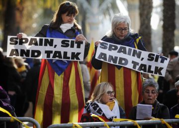 Torra y la soledad de la mujer del megáfono