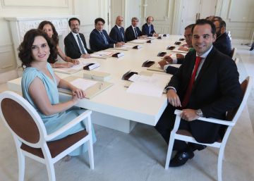Cien días de tensión en el primer Gobierno de coalición de la historia