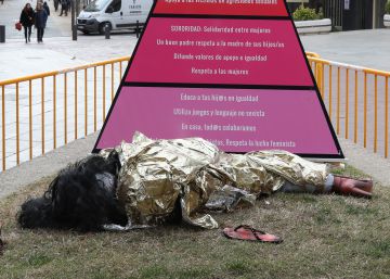 La alcaldesa de Getafe denuncia graves insultos por una campaña contra la violencia de género