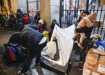 El Ayuntamiento de Madrid insta al Gobierno a pedir fondos europeos para la acogida de refugiados