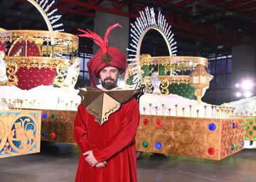 Los Reyes Magos, 240 voluntarios y 1.800 kilos de caramelos en Madrid