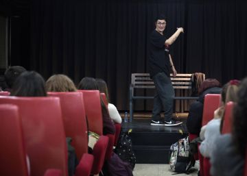 La cancelación en la Asamblea de una charla contra la violencia de género desata las críticas del Gobierno