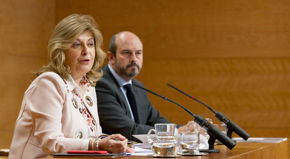 Engracia Hidalgo, exconsejera de Economía de la Comunidad de Madrid, y Pedro Rollán, y el exconsejero de Presidencia, Pedro Rollán, dieron una rueda de prensa el 18 de noviembre para informar del inicio de la tramitación del Plan Industrial 2018-2023.