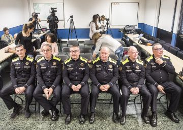 La nova Guàrdia Urbana manté els antiavalots malgrat les promeses de Colau