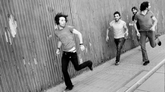 Right Ons actúan junto a 84 en Madrid. Right Ons actúan junto a 84 en Madrid.