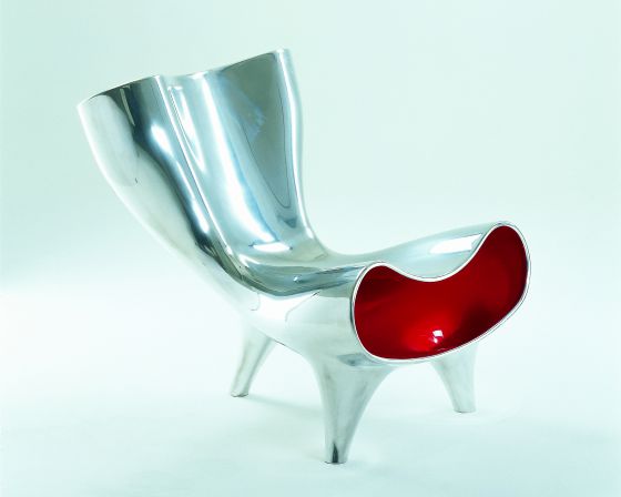 La silla Orgone es uno de los diseños de Marc Newson.