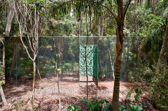 'Inhotim', obra en Belo Horizonte (Brasil).