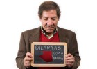 “La poesía nos libera de un mundo de cosas útiles e inmediatas”