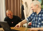 Calle 13 y Assange escribirán un tema con sus seguidores en Twitter