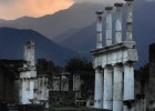 A incontrolável decadência de Pompeia