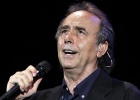 Serrat, el mejor músico español para los lectores de EL PAÍS