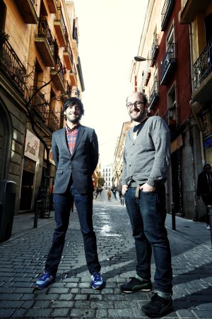 Diego San José y Borja Cobeaga (derecha), el miércoles pasado en Madrid.