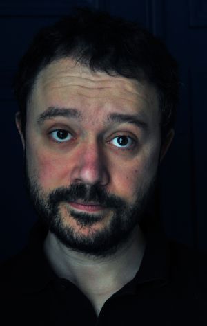 El escritor y dibujante Ryad Satouf.