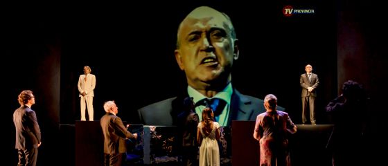 Una escena de 'Los Caciques', en la versión de Fernández Montesinos.