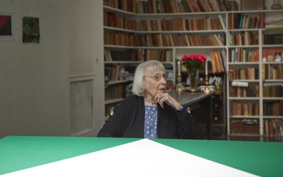 Carmen Herrera en su estudio en Nueva York.