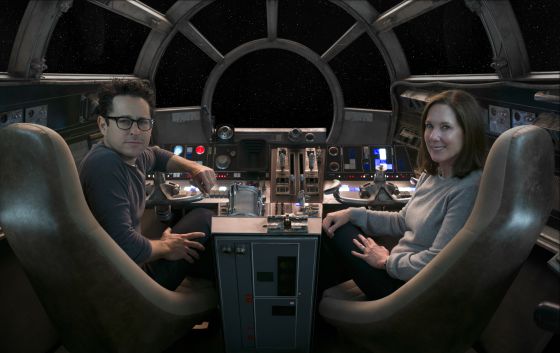 Star Wars 7 - El director J. J. Abrams y la productora Kathleen Kennedy, a bordo del Halcón Milenario