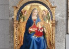El oro de Fra Angelico multiplica la luz del claustro del Prado