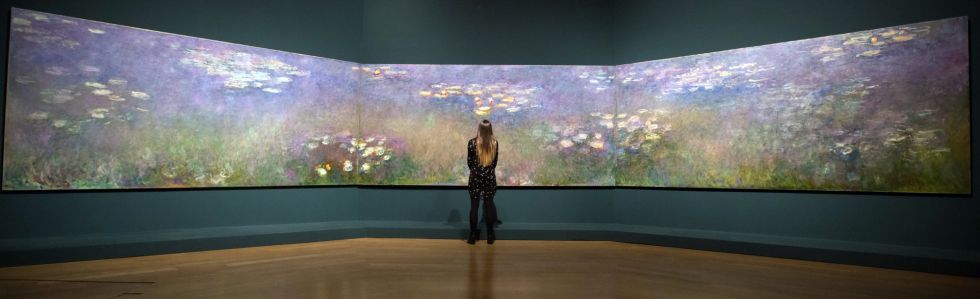 Tríptico de los Nenúfares, que Monet pintó entre 1916 y 1919 y que se exhibe e la epxosición de la Royal Academy de Londres hasta el 30 de abril. Tríptico de los Nenúfares, que Monet pintó entre 1916 y 1919 y que se exhibe e la epxosición de la Royal Academy de Londres hasta el 30 de abril.
