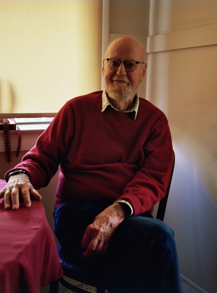 Lawrence Ferlinghetti, en su casa en San Francisco. Lawrence Ferlinghetti, en su casa en San Francisco.