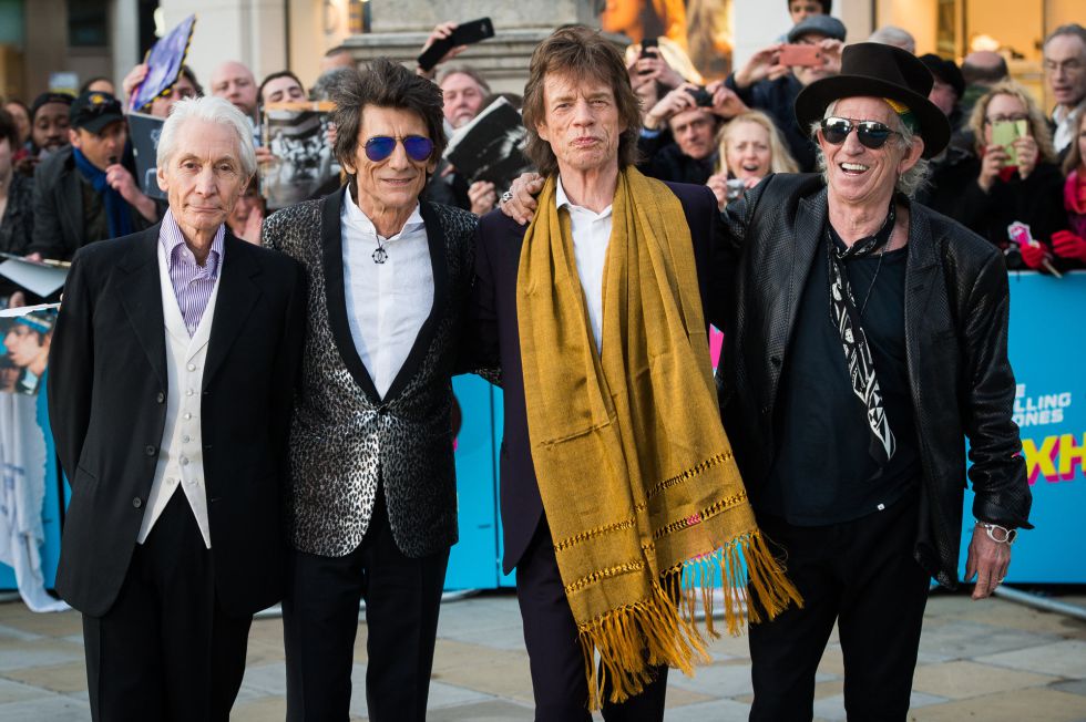 Charlie Watts, Ronnie Wood, Mick Jagger y Keith Richards of the Rolling Stones a su llegada a la galería Saatchi en Londres.
