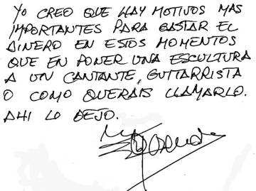 La nota de Rosendo con la que rechaza la escultura.