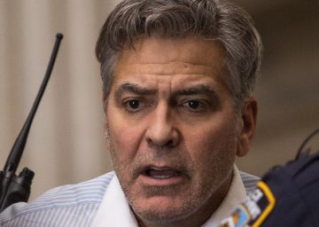 Foster entretiene en medio de la tediosa sección oficial
