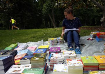 Las exportaciones de libros amortiguan la caída del sector