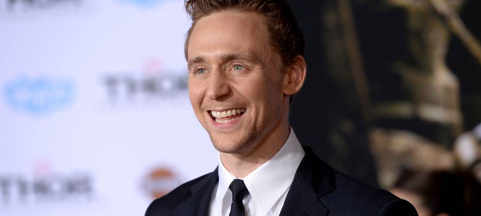 Tom Hiddleston negocia convertirse en el nuevo James Bond