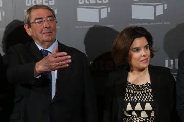 Soraya Sáenz de Santamaría, junto al presidente de Uteca, Alejandro Echevarría. Soraya Sáenz de Santamaría, junto al presidente de Uteca, Alejandro Echevarría.