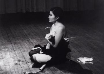 Yoko Ono da instrucciones a Buenos Aires